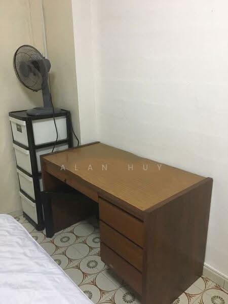 116 Lorong 2 Toa Payoh, 116 Lorong 2 Toa Payoh, Room Rental, 200 sqft, HDB Flat For Rent, by Alan Huy, 500104974 - Study - PropertyGuru.com.sg