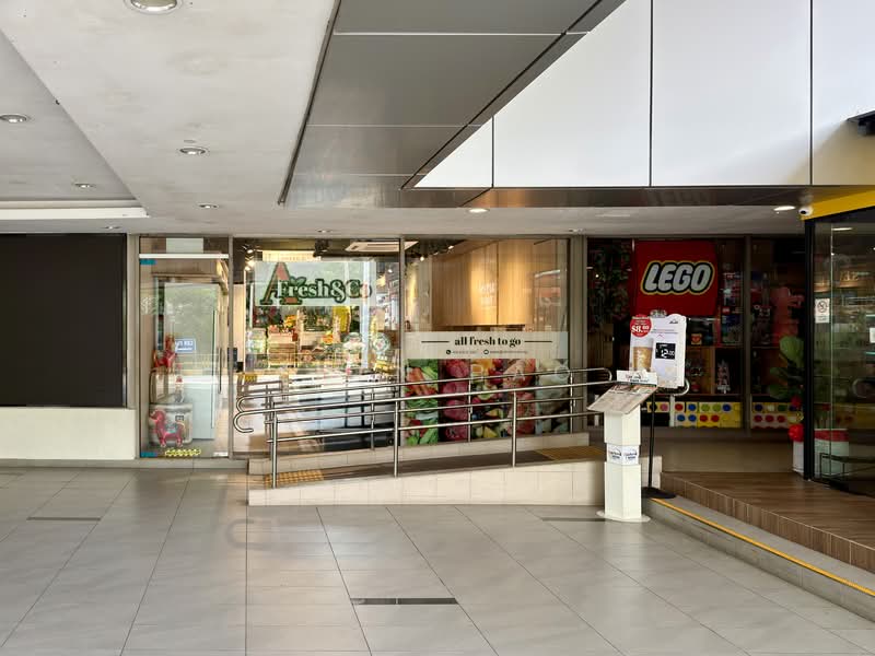 Thomson Plaza, 301 Upper Thomson Road, 721 sqft, Mall Shop For Sale, by Zhen Hao, 500104976 - Exterior - CommercialGuru.com.sg