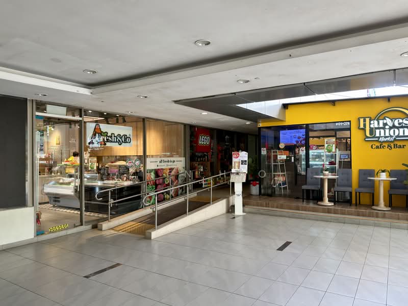 Thomson Plaza, 301 Upper Thomson Road, 721 sqft, Mall Shop For Sale, by Zhen Hao, 500104976 - Exterior - CommercialGuru.com.sg