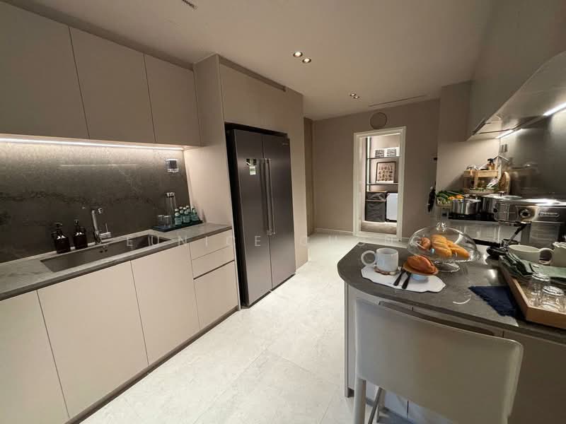 River Modern, River Galley Green, 4 Bedrooms, 1,830 sqft, Condominium For Sale, by Eunice Chong, 500104979 - Kitchen - PropertyGuru.com.sg