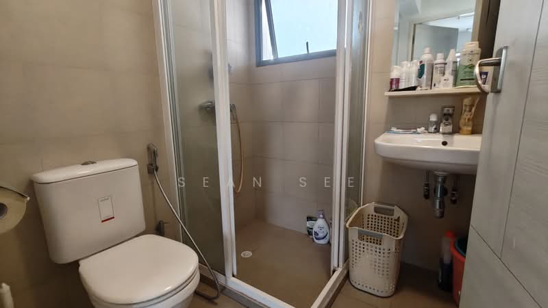 138D Yuan Ching Road, 138D Yuan Ching Road, 3 Bedrooms, 980 sqft, HDB Flat For Rent, by Sean See, 500104990 - Bathroom - PropertyGuru.com.sg