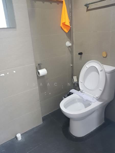 9 Selegie Road, 9 Selegie Road, 3 Bedrooms, 624 sqft, HDB Flat For Rent, by Isaac Neo, 500104993 - Bathroom - PropertyGuru.com.sg