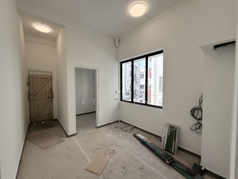 2nd Level of Shophouse Opposite Holy Family Church, East Coast Road, Lorong Stangee, Chapel Close, 1,100 sqft, Shop / Shophouse For Rent, by Peter Yao, 500104997 - Interior - CommercialGuru.com.sg