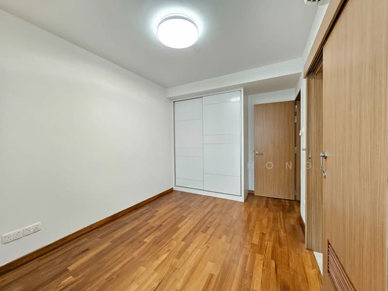 Renovated Ground floor 3 Bed Duplex Unit! 1KM to ACS, SJI, , 3 Bedrooms, 2,271 sqft, Walk-up Apartment For Rent, by Samantha Chong, 500105001 - Bedroom - PropertyGuru.com.sg