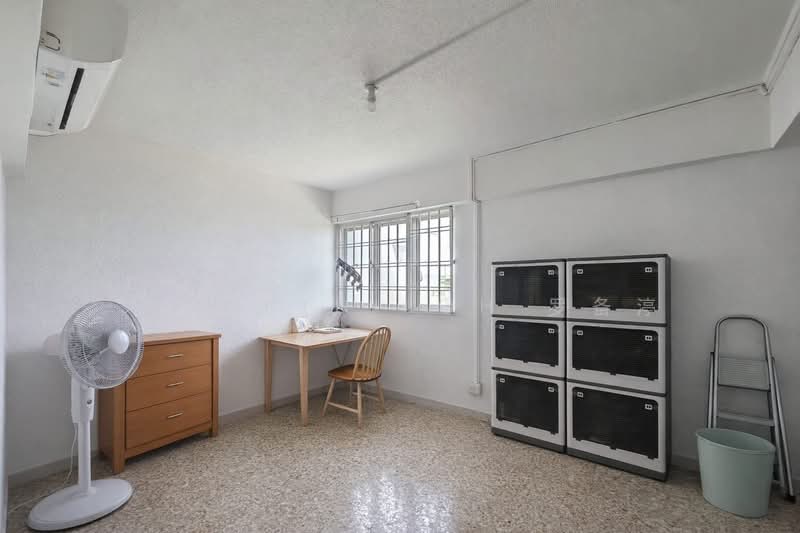 701 Bedok Reservoir Road, 701 Bedok Reservoir Road, 3 Bedrooms, 1,001 sqft, HDB Flat For Sale, by Sherlyn Loh 罗备渟, 500105003 - Study - PropertyGuru.com.sg