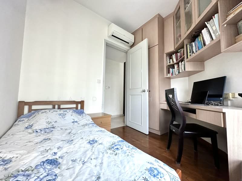 Oleander Towers, 911 Lorong 1 Toa Payoh, 3 Bedrooms, 1,141 sqft, Apartment For Sale, by Brandon Zheng 郑祺宝, 500105004 - Bedroom - PropertyGuru.com.sg