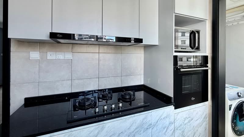 Rio Vista, 28 Upper Serangoon View, 2 Bedrooms, 1,066 sqft, Condominium For Rent, by Jasline Teo, 500105005 - Kitchen - PropertyGuru.com.sg