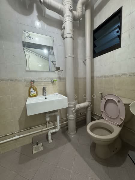 684C Choa Chu Kang Crescent, 684C Choa Chu Kang Crescent, 3 Bedrooms, 1,184 sqft, HDB Flat For Rent, by Zane Soo 苏昱能, 500105014 - Bathroom - PropertyGuru.com.sg