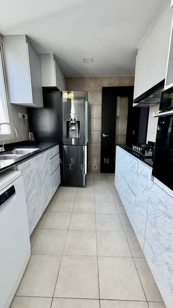 Rio Vista, 28 Upper Serangoon View, 2 Bedrooms, 1,066 sqft, Condominium For Sale, by Jasline Teo, 500105022 - Kitchen - PropertyGuru.com.sg