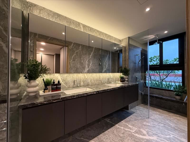 Fernhill Road / Stevens Road Brand New Semi Detached, , 6 Bedrooms, 7,441 sqft, Semi-Detached House For Sale, by Ben Wu, 500105028 - Bathroom - PropertyGuru.com.sg