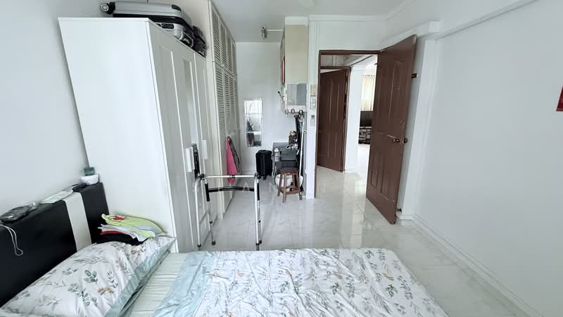 646 Ang Mo Kio Avenue 6, 646 Ang Mo Kio Avenue 6, 3 Bedrooms, 807 sqft, HDB Flat For Sale, by Sean Ng, 500105037 - Bedroom - PropertyGuru.com.sg