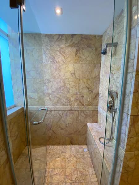 1KM to ACS! D9 Expansive High floor 4BR unit at Orchard Scotts, , 4 Bedrooms, 2,680 sqft, Condominium For Rent, by Samantha Chong, 500105040 - Bathroom - PropertyGuru.com.sg