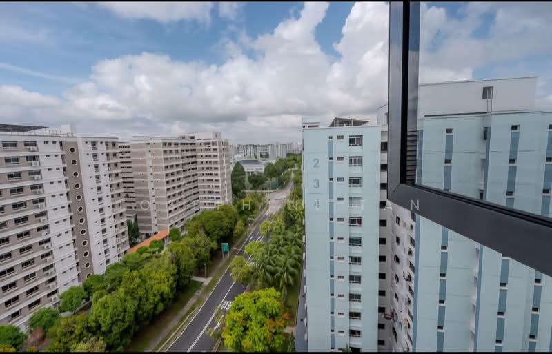 235 Pasir Ris Street 21, 235 Pasir Ris Street 21, 4 Bedrooms, 1,604 sqft, HDB Flat For Sale, by Josephine Tan, 500105042 - Exterior - PropertyGuru.com.sg