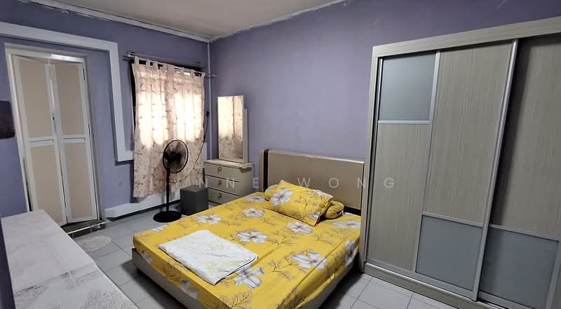 319 Woodlands Street 31, 319 Woodlands Street 31, 2 Bedrooms, 786 sqft, HDB Flat For Rent, by Lynne Wong, 500105058 - Bedroom - PropertyGuru.com.sg