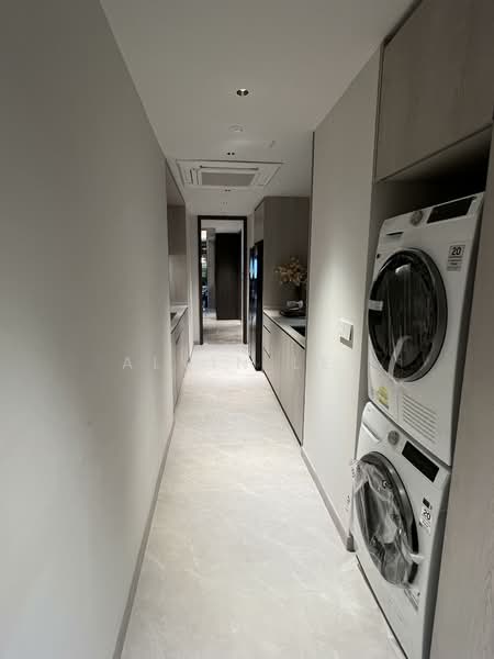 The Continuum, 1-8 Thiam Siew Avenue, 5 Bedrooms, 1,905 sqft, Condominium For Sale, by Alvin Lee, 500105061 - Corridor - PropertyGuru.com.sg