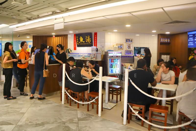 ⭐CBD High Footfall⭐ F&B Kiosk With Exhaust, Raffles Place / CBD / Shenton Way, 217 sqft, Food & Beverage For Rent, by Darren Wee, 500105064 - Interior - CommercialGuru.com.sg