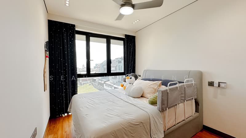 R A R E! Exclusive Ensuite Rooms in Siglap Landed Enclave, , Room Rental, 180 sqft, Terraced House For Rent, by Seah Wan Peng (Gilda), 500105074 - Bedroom - PropertyGuru.com.sg