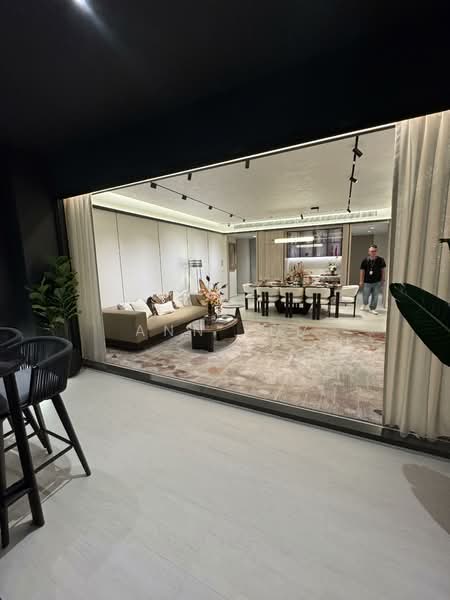 Narra Residences, 50 Dairy Farm Walk, 5 Bedrooms, 1,658 sqft, Condominium For Sale, by Ann Lee, 500105077 - Living Room - PropertyGuru.com.sg