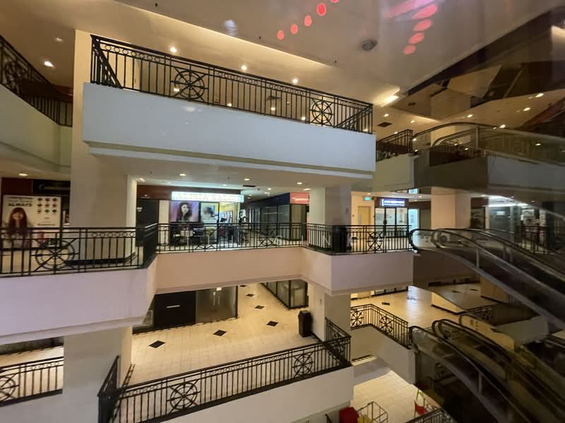 Parklane Shopping Mall, 35 Selegie Road, 1,743 sqft, Office For Rent, by Bill Singh, 500105086 - Interior - CommercialGuru.com.sg