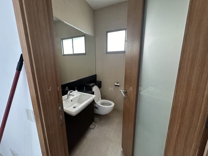 Kiara Ten, 54 Lorong Marzuki, 6 Bedrooms, 5,823 sqft, Cluster House For Sale, by Jialin Huang, 500105089 - Bathroom - PropertyGuru.com.sg