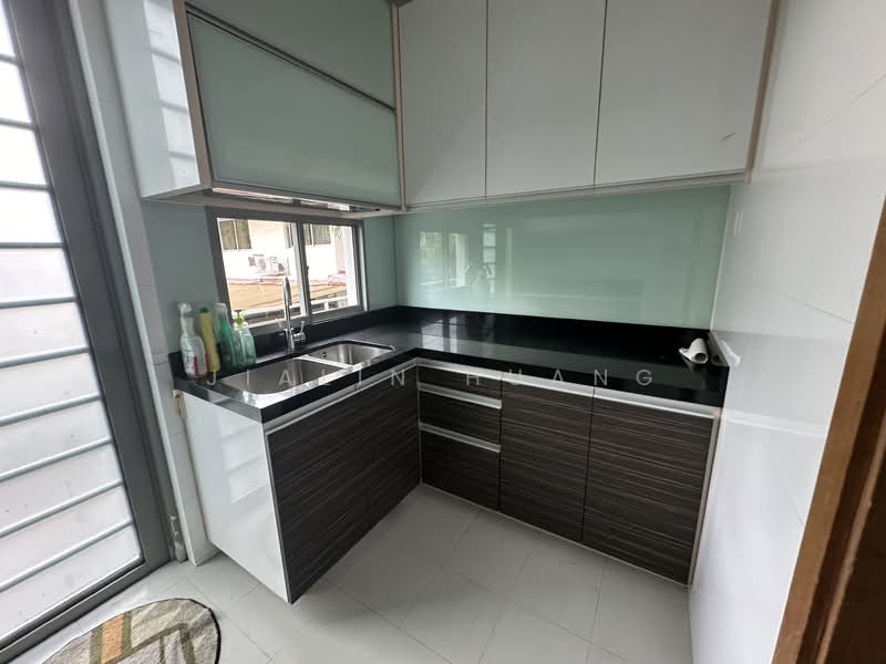 Kiara Ten, 54 Lorong Marzuki, 6 Bedrooms, 5,823 sqft, Cluster House For Sale, by Jialin Huang, 500105089 - Kitchen - PropertyGuru.com.sg