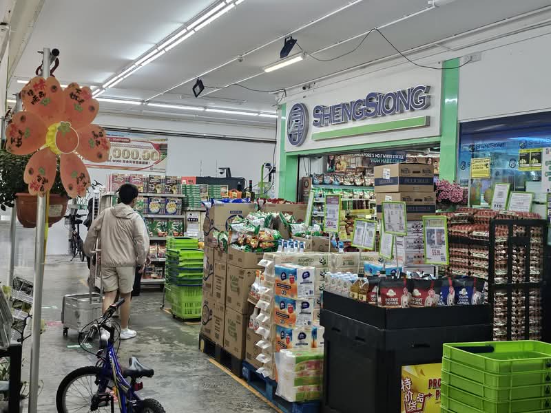 450D Bukit Batok West Avenue 6, 450D Bukit Batok West Avenue 6, 1 Bedroom, 506 sqft, HDB Flat For Sale, by Alice Tan, 500105093 - Supermarket - PropertyGuru.com.sg