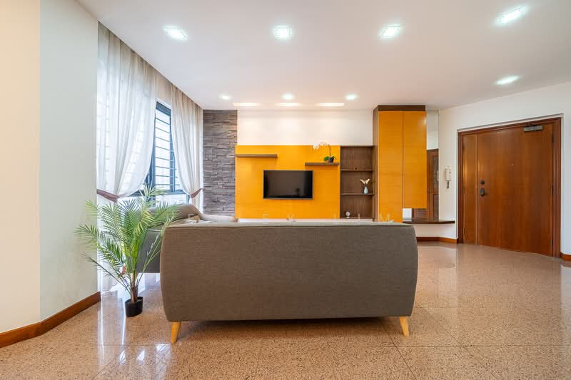 Regentville, 2 Hougang Street 92, 3 Bedrooms, 1,076 sqft, Condominium For Sale, by Jesley Lim, 500105103 - Living Room - PropertyGuru.com.sg