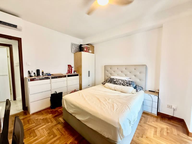Regentville, 2 Hougang Street 92, 3 Bedrooms, 1,076 sqft, Condominium For Sale, by Jesley Lim, 500105103 - Bedroom - PropertyGuru.com.sg