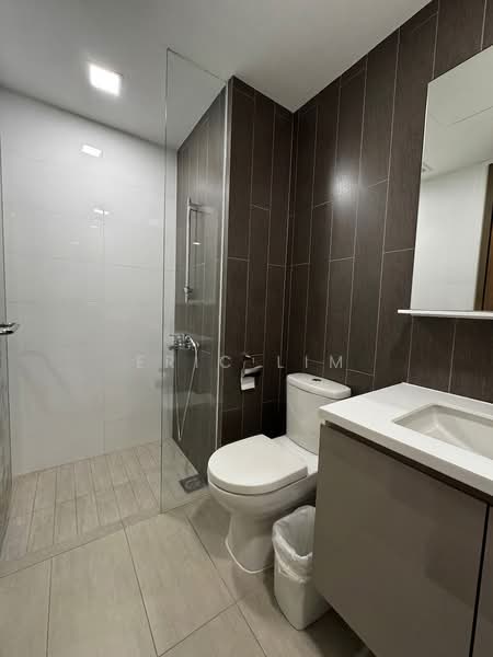 CityLife @ Tampines, 67 Tampines Central 7, 3 Bedrooms, 1,109 sqft, Executive Condominium For Sale, by Eric Lim, 500105128 - Bathroom - PropertyGuru.com.sg