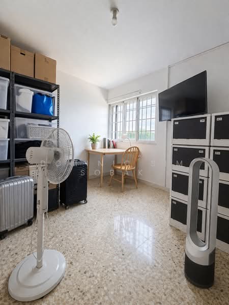 701 Bedok Reservoir Road, 701 Bedok Reservoir Road, 3 Bedrooms, 1,001 sqft, HDB Flat For Sale, by Dominic Sim Sobak, 500105134 - Study - PropertyGuru.com.sg