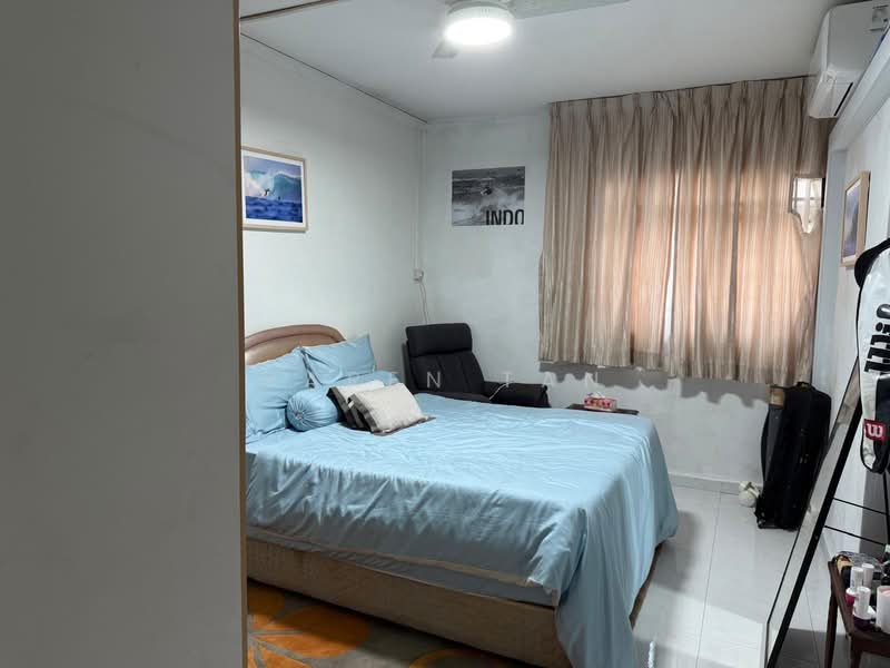 331 Woodlands Avenue 1, 331 Woodlands Avenue 1, 2 Bedrooms, 785 sqft, HDB Flat For Rent, by Karen Tan, 500105138 - Bedroom - PropertyGuru.com.sg