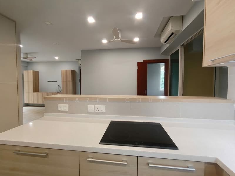 Ris Grandeur, 21 Elias Road, 2 Bedrooms, 1,109 sqft, Condominium For Rent, by Hazel Chua, 500105143 - Kitchen - PropertyGuru.com.sg
