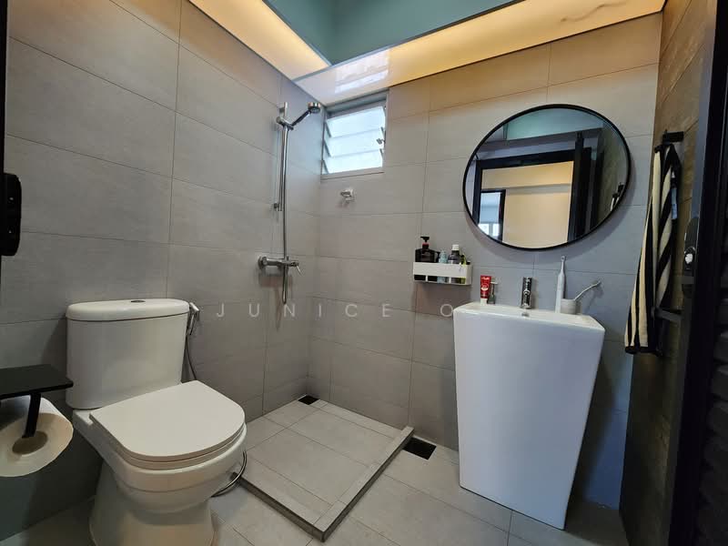 95B Henderson Road, 95B Henderson Road, 3 Bedrooms, 1,001 sqft, HDB Flat For Sale, by Junice Oh, 500105146 - Bathroom - PropertyGuru.com.sg