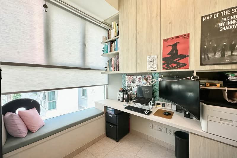 Monterey Park Condominium, 21 West Coast Rise, 3 Bedrooms, 1,367 sqft, Condominium For Sale, by Kal Ong, 500105153 - Study - PropertyGuru.com.sg