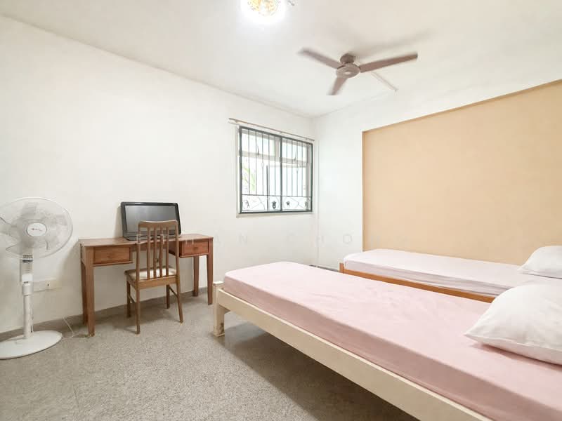 389 Bukit Batok West Avenue 5, 389 Bukit Batok West Avenue 5, 3 Bedrooms, 1,270 sqft, HDB Flat For Sale, by Ethan Chong, 500105158 - Bedroom - PropertyGuru.com.sg