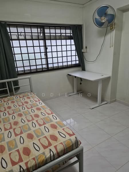 571 Pasir Ris Street 53, 571 Pasir Ris Street 53, Room Rental, 200 sqft, HDB Flat For Rent, by Eddie Ng, 500105160 - Bedroom - PropertyGuru.com.sg