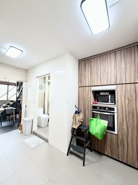 537 Pasir Ris Street 51, 537 Pasir Ris Street 51, 4 Bedrooms, 1,593 sqft, HDB Flat For Sale, by Nona Kirana, 500105170 - Kitchen - PropertyGuru.com.sg