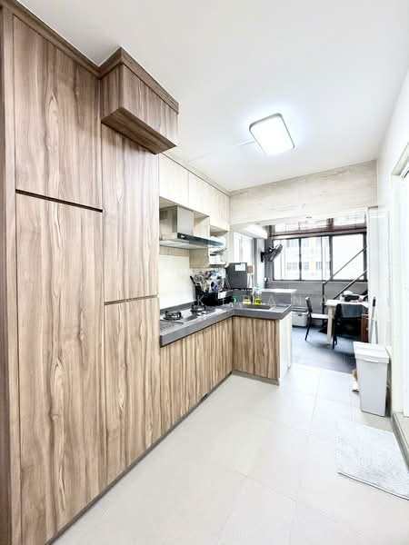 537 Pasir Ris Street 51, 537 Pasir Ris Street 51, 4 Bedrooms, 1,593 sqft, HDB Flat For Sale, by Nona Kirana, 500105170 - Kitchen - PropertyGuru.com.sg