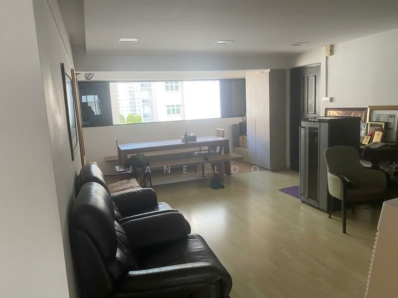 90 Bedok North Street 4, 90 Bedok North Street 4, 3 Bedrooms, 1,259 sqft, HDB Flat For Sale, by Jane Loo, 500105171 - Living Room - PropertyGuru.com.sg