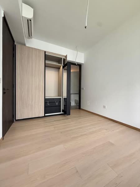 Jervois Mansion, 10 Jervois Close, 2 Bedrooms, 785 sqft, Condominium For Sale, by Melvin Sim, 500105172 - Bedroom - PropertyGuru.com.sg