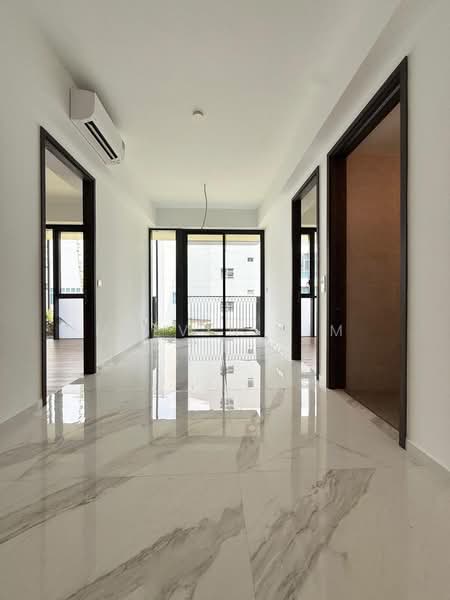 Jervois Mansion, 10 Jervois Close, 2 Bedrooms, 785 sqft, Condominium For Sale, by Melvin Sim, 500105172 - Corridor - PropertyGuru.com.sg