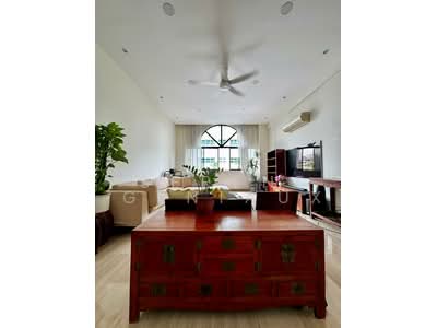 For Rent - Holland Hill Park