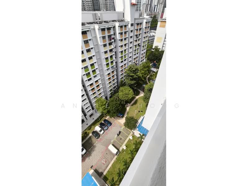 20 Dover Crescent, 20 Dover Crescent, 2 Bedrooms, 699 sqft, HDB Flat For Rent, by Annie Chong, 500105190 - Exterior - PropertyGuru.com.sg