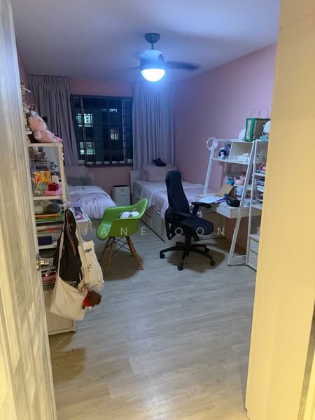268 Bishan Street 24, 268 Bishan Street 24, 3 Bedrooms, 1,335 sqft, HDB Flat For Sale, by Jane Oon, 500105197 - Bedroom - PropertyGuru.com.sg