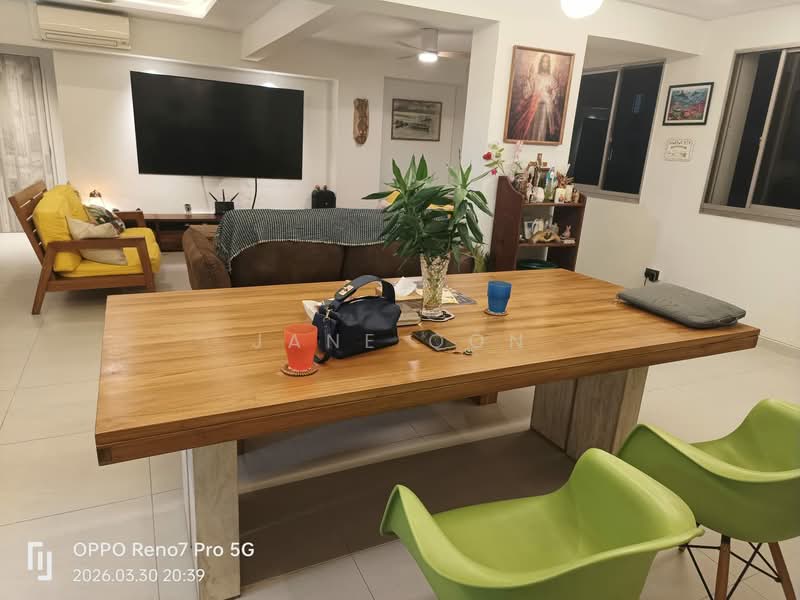 268 Bishan Street 24, 268 Bishan Street 24, 3 Bedrooms, 1,335 sqft, HDB Flat For Sale, by Jane Oon, 500105197 - Living Room - PropertyGuru.com.sg