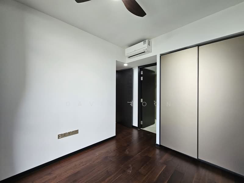 Pullman Residences, 18 Dunearn Road, 2 Bedrooms, 667 sqft, Condominium For Sale, by David Boon, 500105204 - Bedroom - PropertyGuru.com.sg