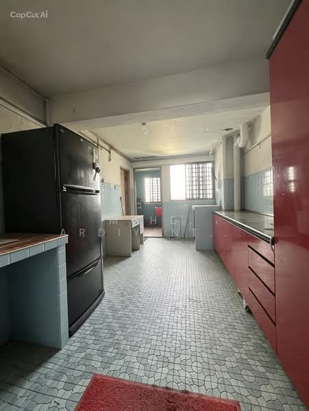 209 Boon Lay Place, 209 Boon Lay Place, 2 Bedrooms, 699 sqft, HDB Flat For Sale, by Muhd. Ardiyanto Rohman, 500105206 - Kitchen - PropertyGuru.com.sg