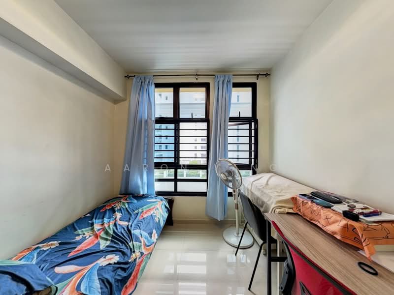 33 Eunos Crescent, 33 Eunos Crescent, 2 Bedrooms, 646 sqft, HDB Flat For Sale, by Aaron Yang, 500105210 - Bedroom - PropertyGuru.com.sg