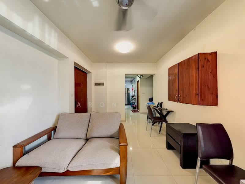 33 Eunos Crescent, 33 Eunos Crescent, 2 Bedrooms, 646 sqft, HDB Flat For Sale, by Aaron Yang, 500105210 - Living Room - PropertyGuru.com.sg