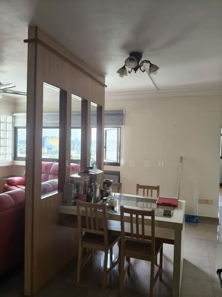 686B Choa Chu Kang Crescent, 686B Choa Chu Kang Crescent, 3 Bedrooms, 1,184 sqft, HDB Flat For Rent, by Alice Goh, 500105216 - Living Room - PropertyGuru.com.sg